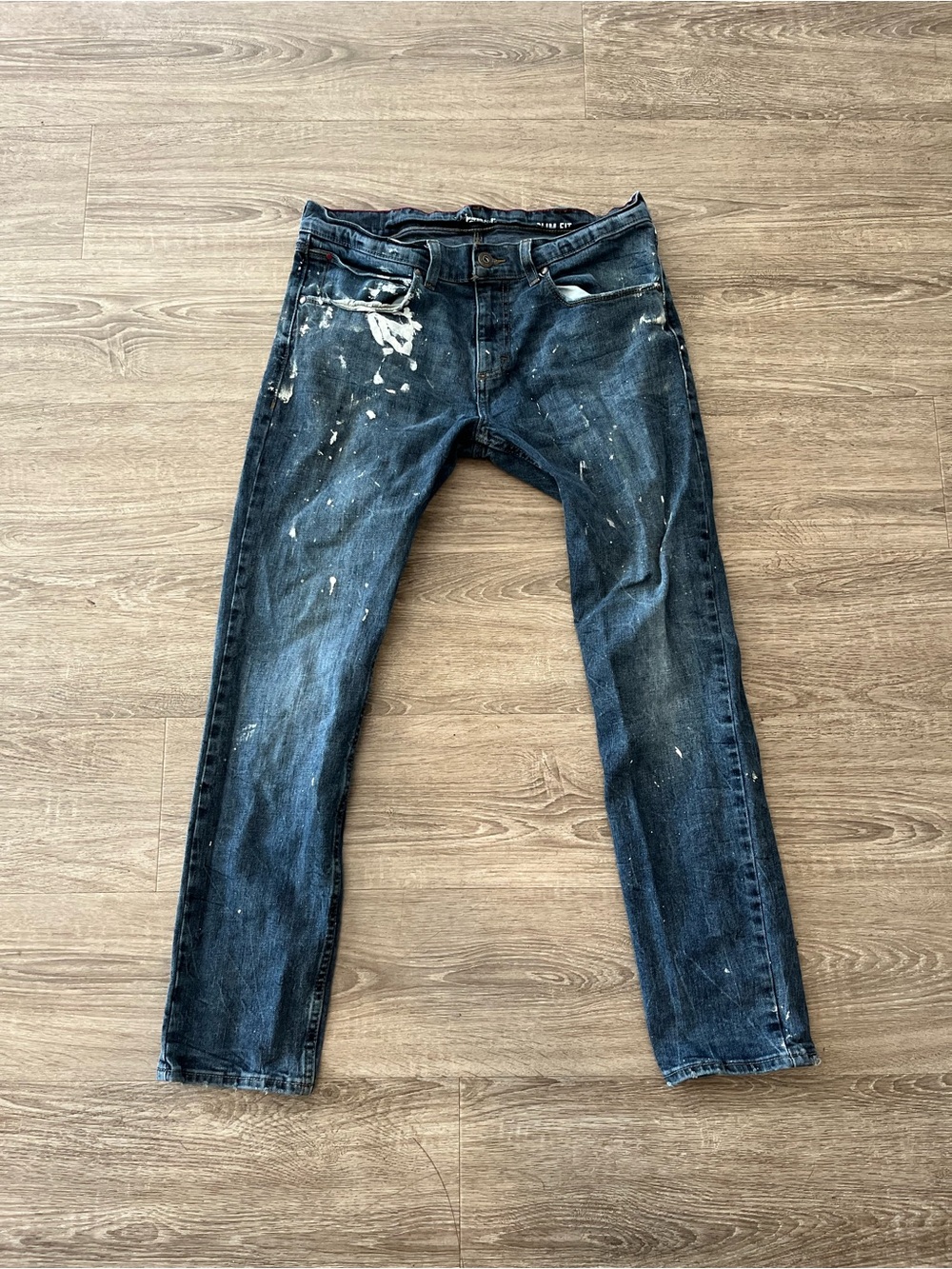 Wrangler Slim Fit Jeans Mens 33x30 Dark Wash Paint Splatter Stretch Denim Work